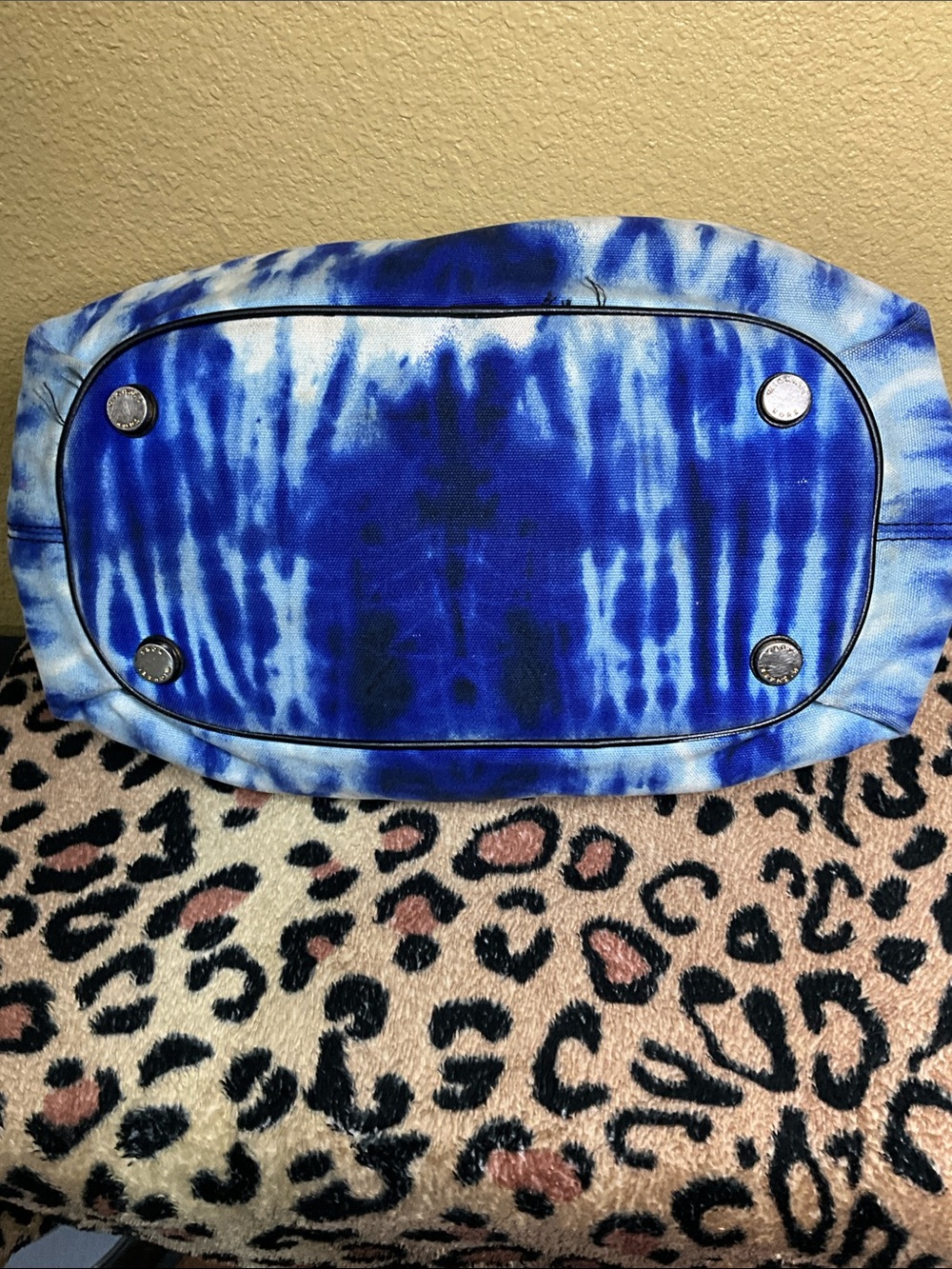 MICHAEL KORS Blue Tie-Dye Tote Bag with Tassel - Picture 3 of 5